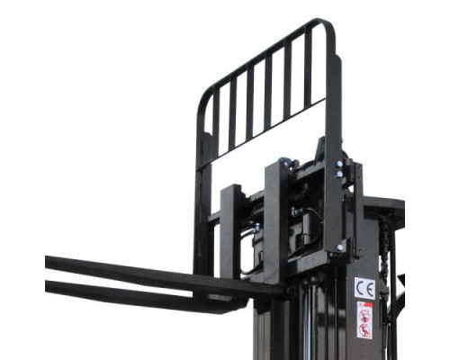 Электрический погрузчик YETT CPD30-A3LIH4-M-M300-3W