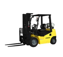 Газ-бензиновый погрузчик YETT CPQYD25-RCK2-M400-3W