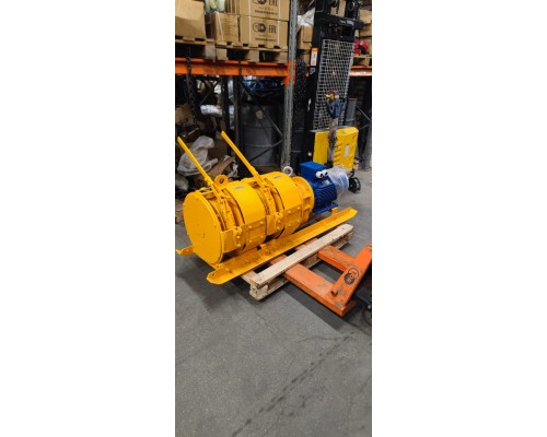 Лебедка скреперная двухбарабанная 17ЛС-2СМА