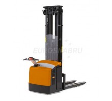 Штабелер самоходный Rocla SW10