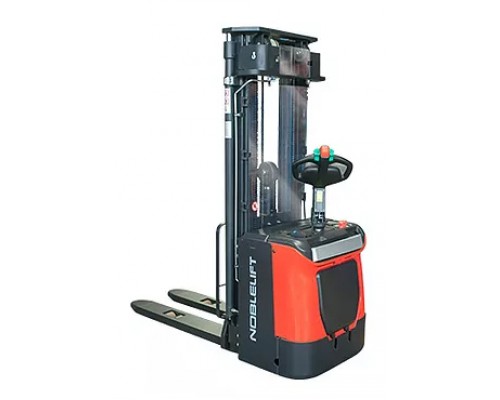 Самоходный штабелер Noblelift PS 16N высота подъема 4600 мм