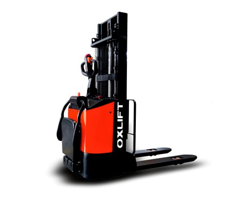 Самоходный штабелер BX 1526E с платформой для оператора Oxlift 2600 мм 1500 кг