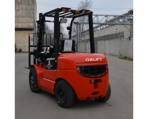 Дизельный погрузчик CPC30T3 Oxlift Japan 3000 мм 3000 кг