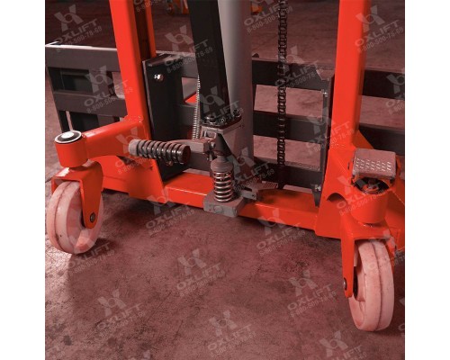 Гидравлический штабелер с широкими опорными лапами HS16-W Oxlift 1600 мм 1500 кг