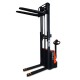 Самоходный штабелер AX 2516 Oxlift 2500 мм 1600 кг
