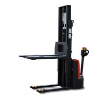 Самоходный штабелер AX 3015 Oxlift 3000 мм 1500 кг