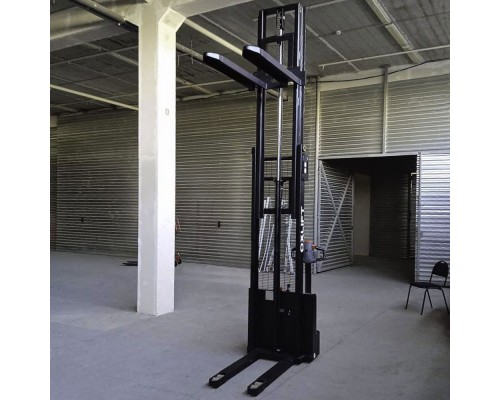 Самоходный штабелер EST122 Oxlift 2500 мм 1200 кг