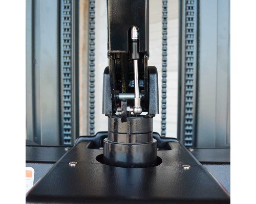 Самоходный штабелер с платформой для оператора BX 4020 Oxlift 4000 мм 2000 кг